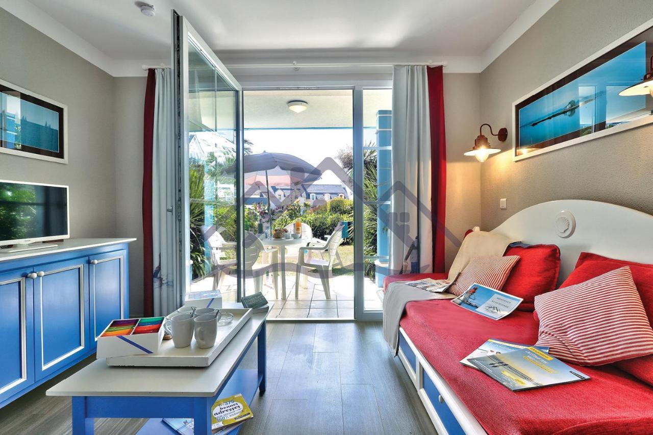 Apartment Localise Au Guilvinec: Seaside Retreat With Pool And Garden *